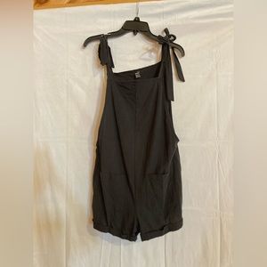 Never Worn SHEIN Black Short Overalls XS